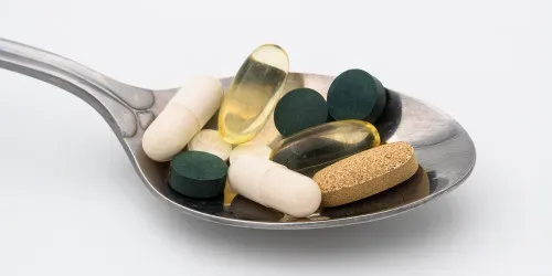 Suplimentarea cu vitamine și minerale