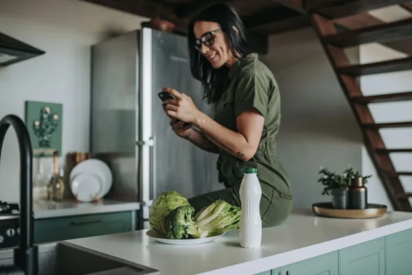 8 trucuri pentru a mânca sănătos și a te menține motivată