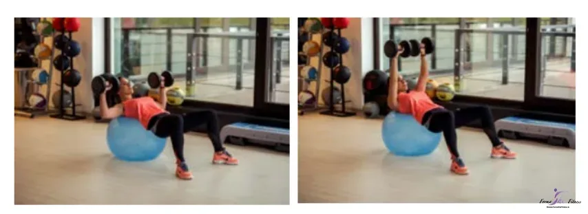 Dumbbell chest presses on swiss ball – Împins cu gantere pe minge​​​​​​​ 