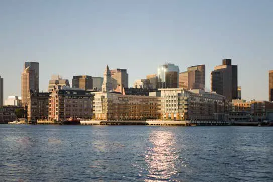 vedere a Bostonului de pe barca